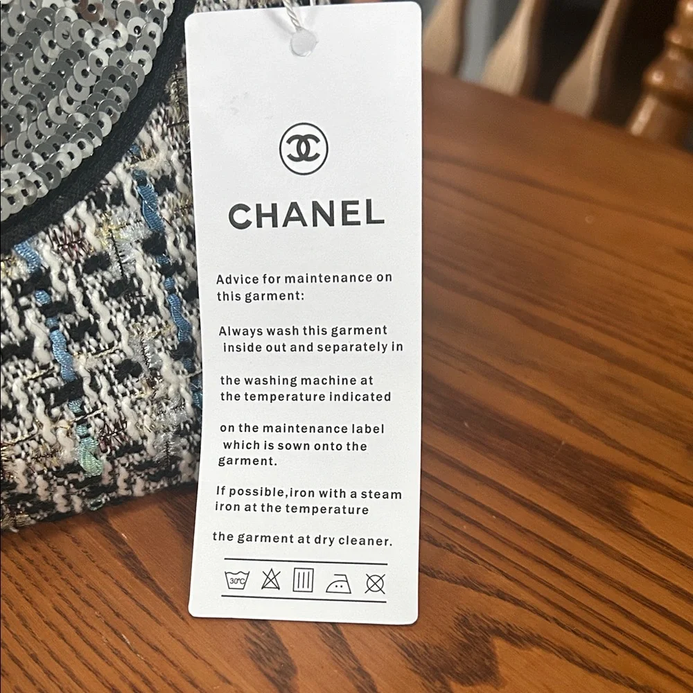 Chanel Black/Blue/Gray Tweed Sequin Tote - Picture 3 of 8